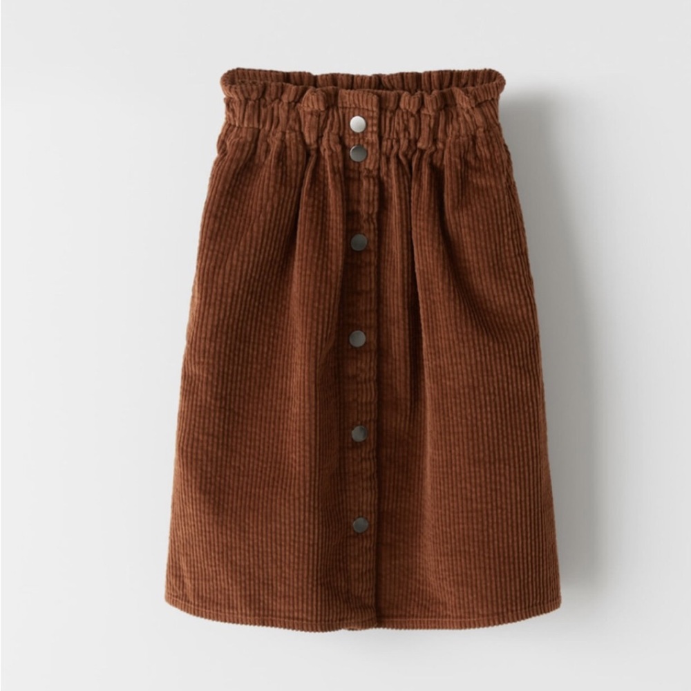 EUC Zara Girls Corduroy Button Front
MIDI Skirt with Pockets - SIZE 9